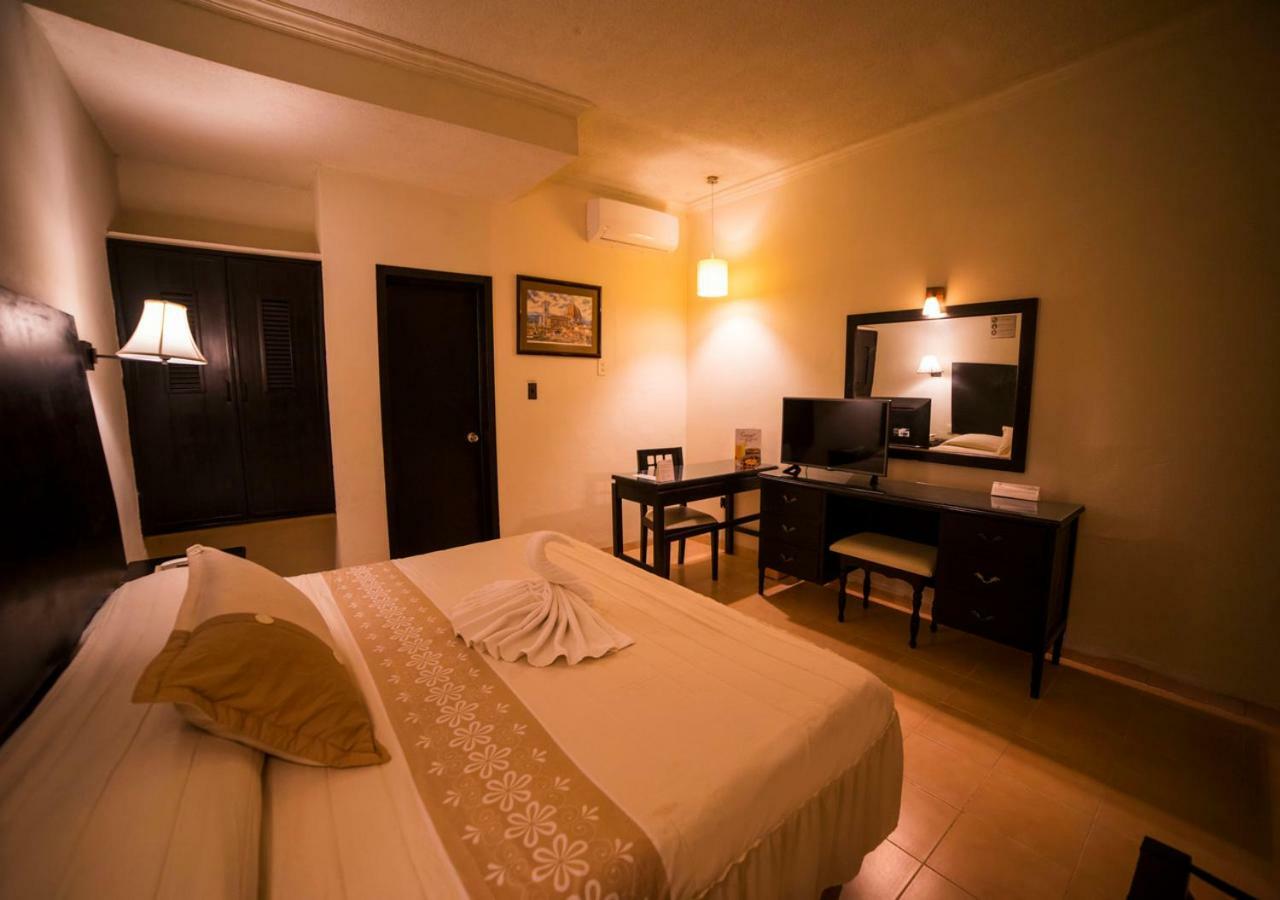 Hotel Marlon Chetumal Kültér fotó