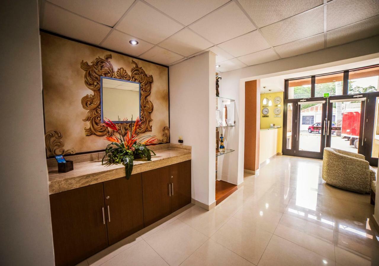 Hotel Marlon Chetumal Kültér fotó